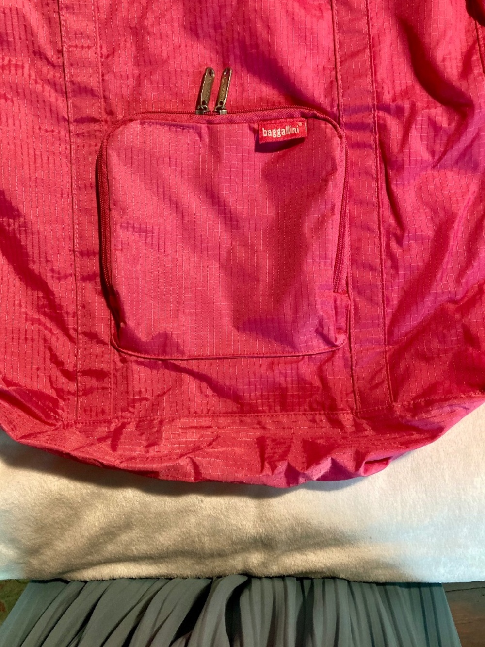Baggallini Luggage Zipout Shopping Bag - Picture 4 of 16